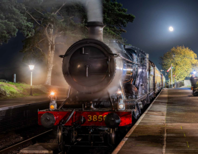 Gloucestershire Warwickshire Steam Railway - Steam and Sparks